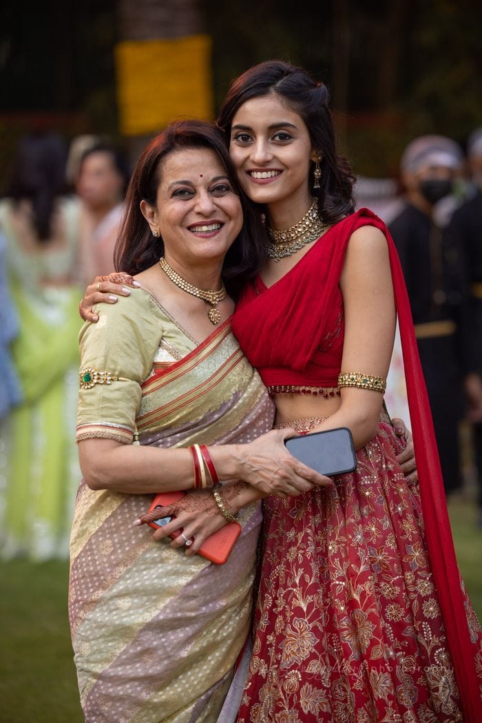 jahan and ananya's mehendi 2